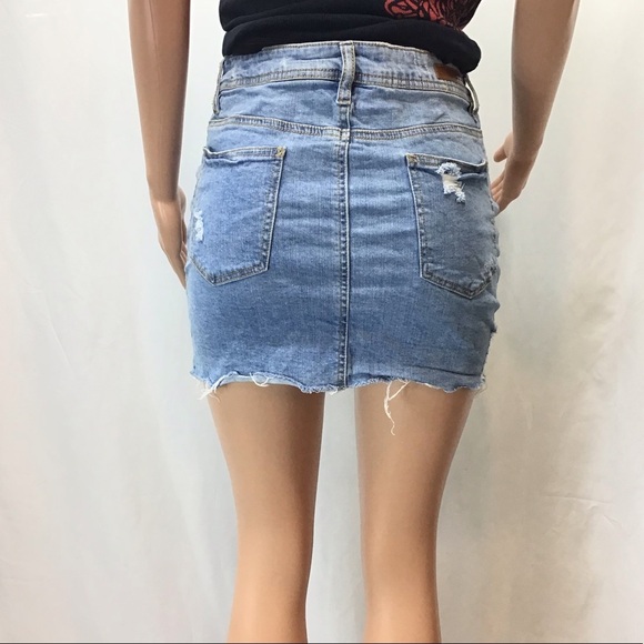 Dollhouse Asymmetrical Distressed Raw Hem Stretch Denim Mini Skirt Size 11 - Picture 5 of 8